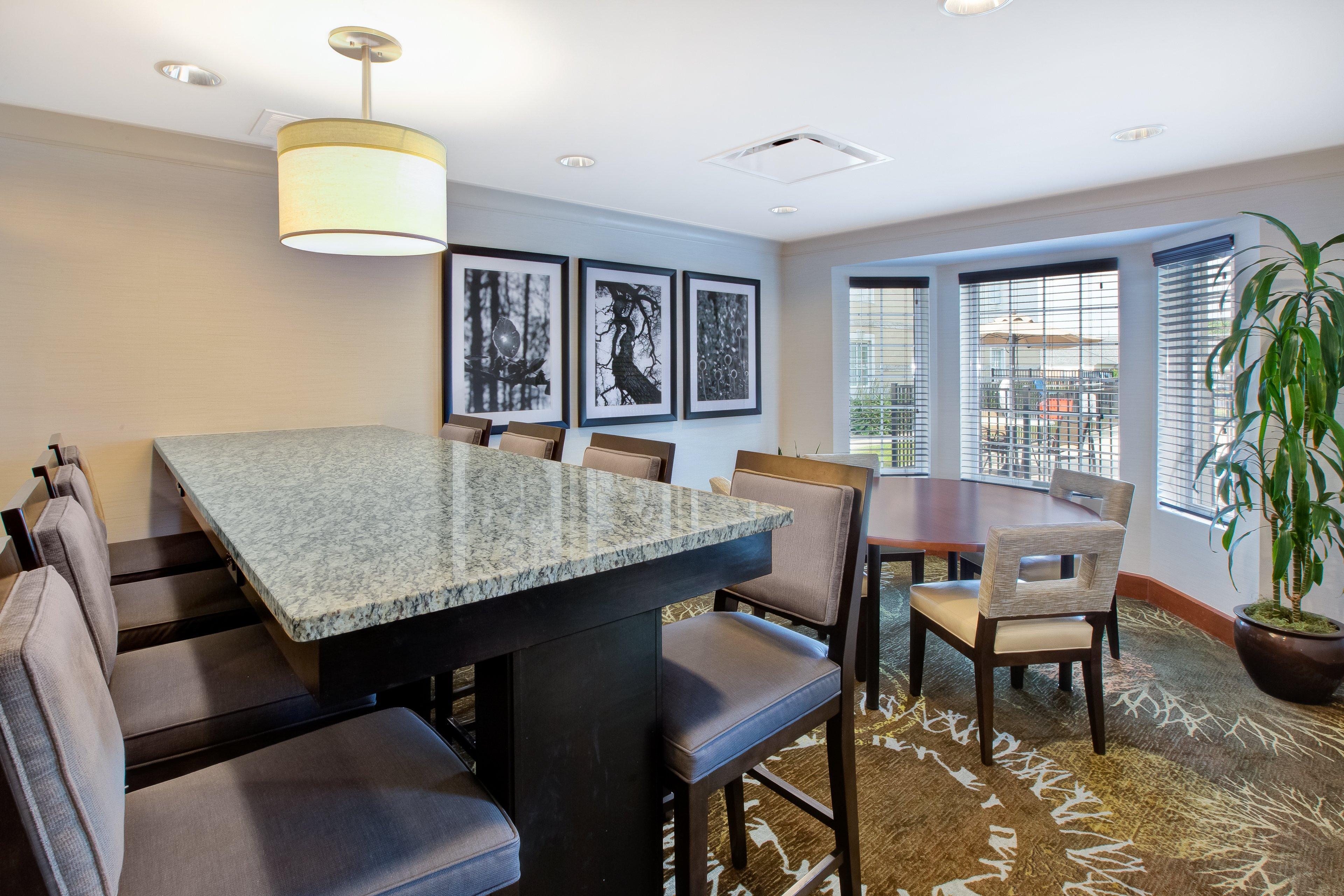 Staybridge Suites Cleveland Mayfield Heights Beachwood By Ihg Екстер'єр фото
