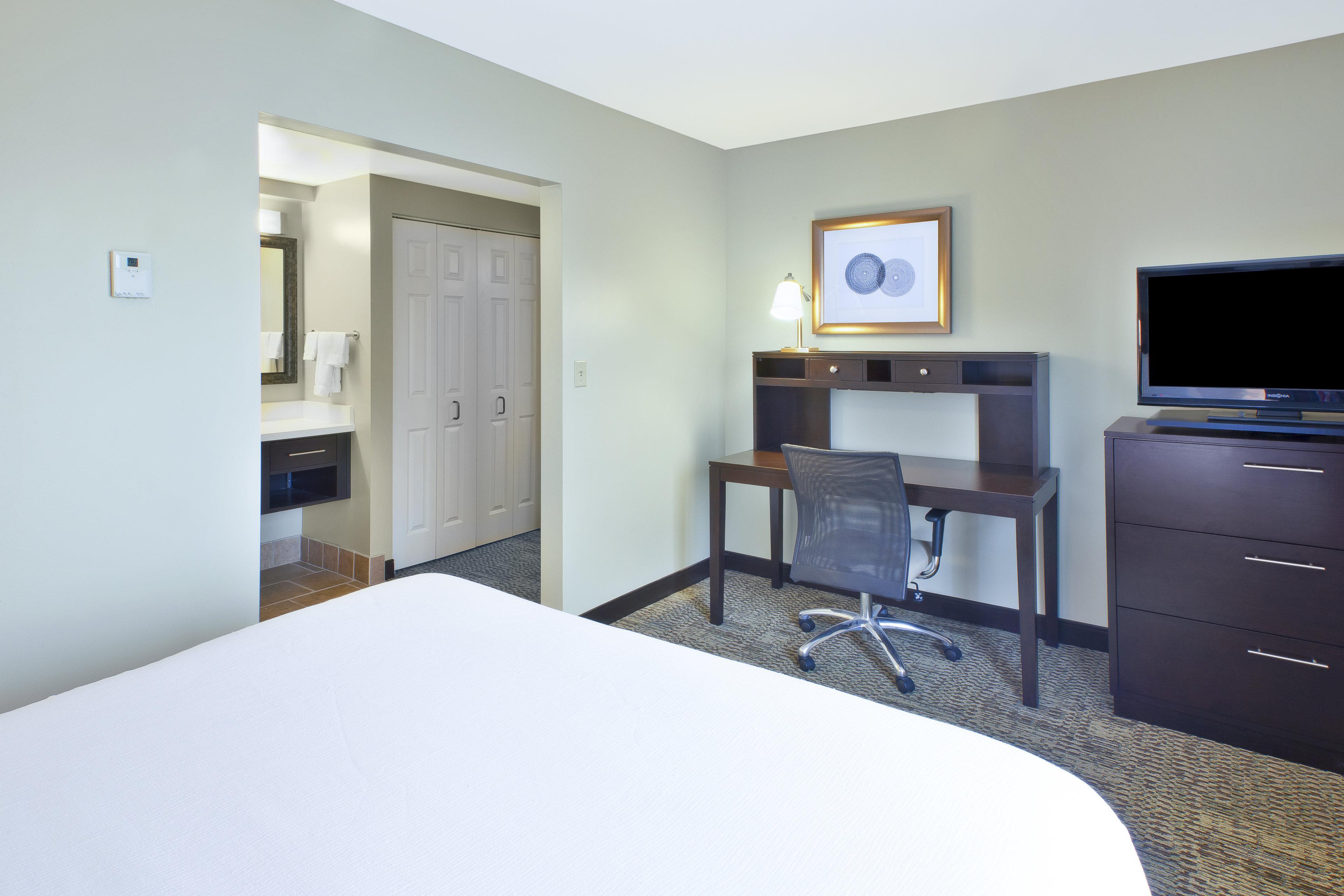 Staybridge Suites Cleveland Mayfield Heights Beachwood By Ihg Екстер'єр фото