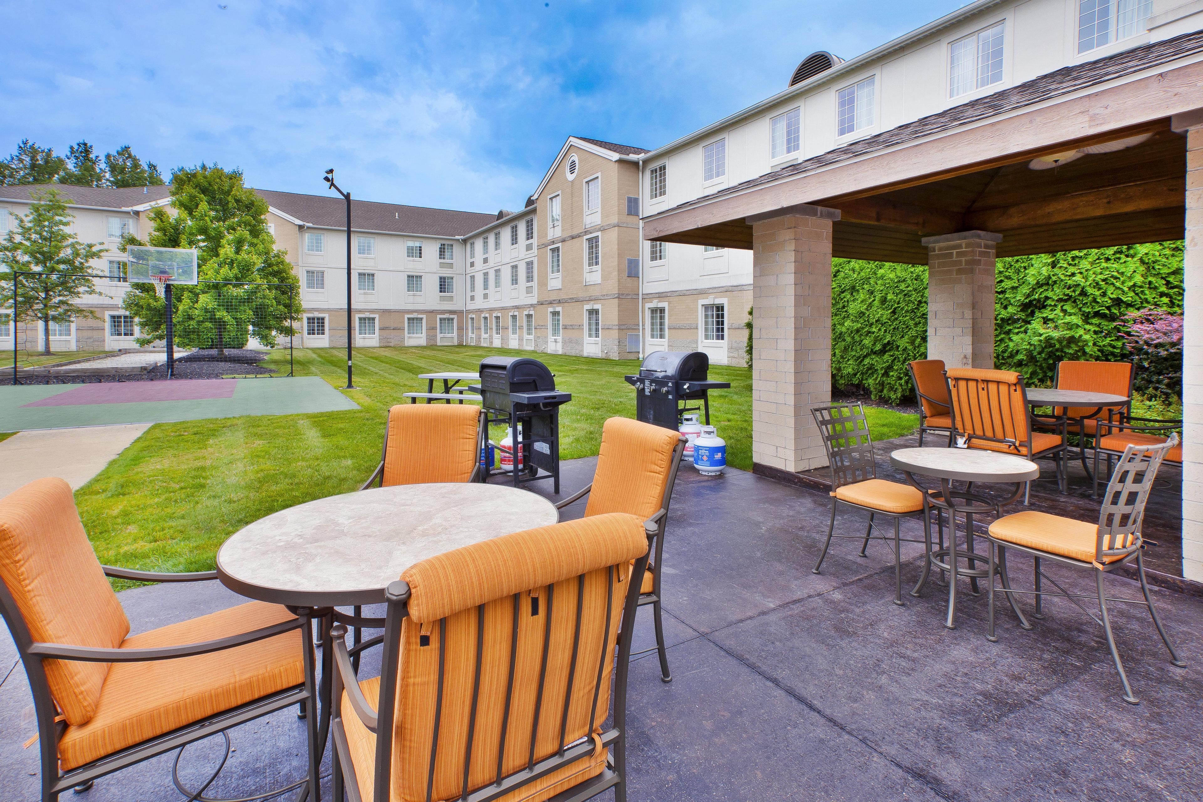 Staybridge Suites Cleveland Mayfield Heights Beachwood By Ihg Екстер'єр фото